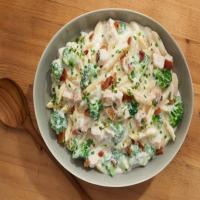 Cheesy Chicken Pasta with Broccoli and Bacon_image
