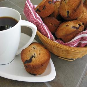 Gourmet Magazine's Cinnamon Blueberry Muffins image