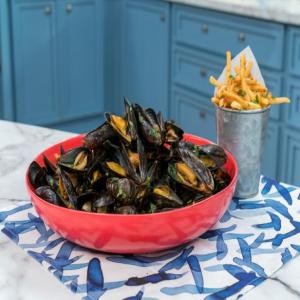 Sunny's 5-Ingredient Mussels and Garlic-Parsley Fries image
