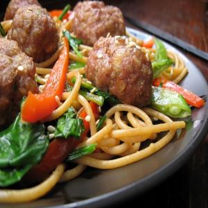 My Version of Rachael Ray's Chinese Spaghetti and Meatballs_image