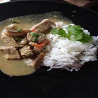 Hot Beef & Coconut Curry_image