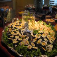 Crab and Avocado Roll - Sushi image