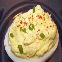 Chive 'n Onion Deviled Eggs image