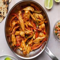 Quick-and-Easy Chicken Fajitas_image