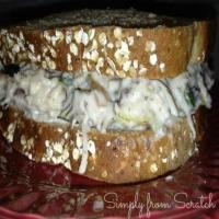 Lizzy's Famous Pecan Chicken Salad_image