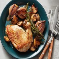 Pan-Roasted Chicken with Mushrooms and Rosemary_image