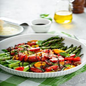 Balsamic Glazed Roasted Tomato and Asparagus - Oh Sweet Basil_image