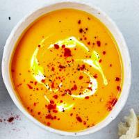 Healthy carrot soup image