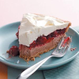 Whipped Chocolate And Cherry Pie_image
