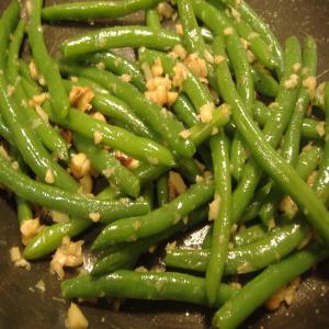 Green Beans With Ginger and Cashews image