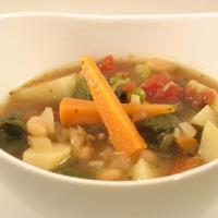 Italian Vegetable Soup with Beans, Spinach & Pesto image