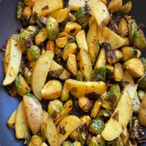 Brussels Sprouts Cooked Like Aloo Gobi_image
