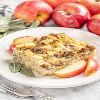 Sausage and Apple Breakfast Strata_image