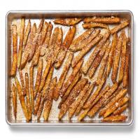 Oven-Crispy French Fries With Paprika-Parmesan Salt_image