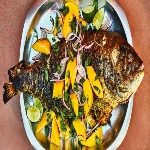 Grilled Spiced Snapper with Mango and Red Onion Salad_image