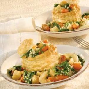 Roasted Winter Vegetable Ragout in Pastry Cups_image