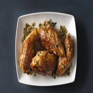 Seared Chicken Breasts with Herbed Shallot Sauce_image