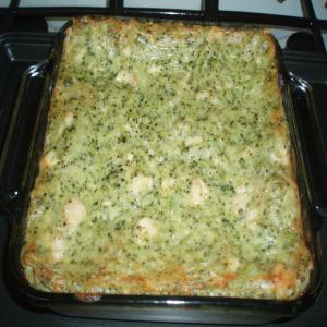 Broccoli Chicken Lasagna (Gooseberry Patch) image