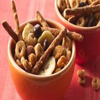 Honey Nut Snack Mix image