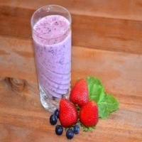 Very Berry Spinach Smoothie_image