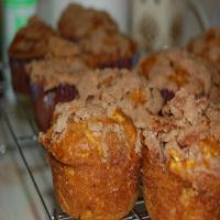 Pumpkin Apple Streusel Muffins Version 2_image