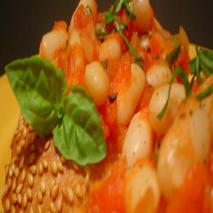 Fast and Low Fat Beans and Tomatoes for a Weeknight_image