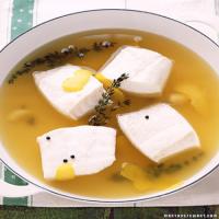 Poached Halibut in Lemon-Thyme Broth_image