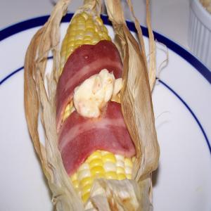 Barbecued Corn on the Cob W/Bacon and Chili Butter_image