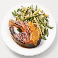 Grilled Salmon Steaks and Summer Beans_image