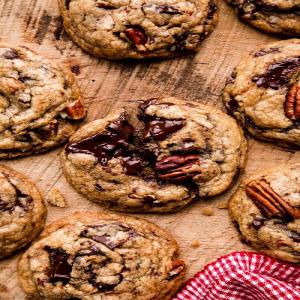 Dark Chocolate Pecan Cookies | Sally's Baking Addiction_image