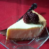 Lemon Cream Cheese Pie with Berries_image