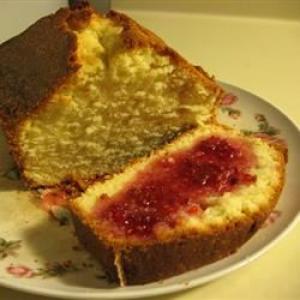 Old Fashioned Pound Cake with Raspberry Sauce_image