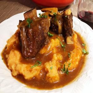 BEEF SHORT RIBS With SHERRY & SHIITAKE_image