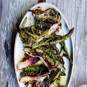 Grilled Asparagus and Spring Onions with Lemon Dressing Recipe_image