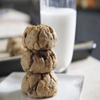 The Best Gluten-Free Vegan Chocolate Chip Cookie_image