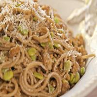 Spaghetti with Chianti and Fava Beans image