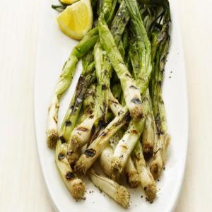 Grilled Scallions image