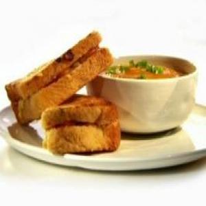 Curried Squash Soup with Apple and Cheddar Melts_image