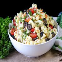Easy Tortellini Salad_image