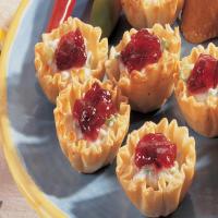 Cranberry, Crab Meat and Cream Cheese Appetizers_image