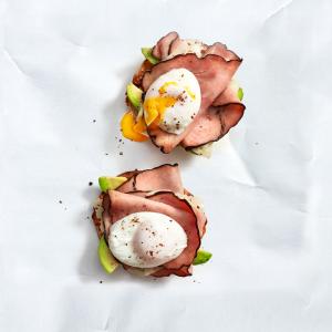 Croque Madame with Poached Eggs_image