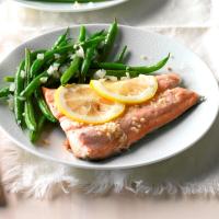 Ginger Salmon with Green Beans image