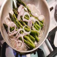 Sauteed Asparagus with Shallots_image