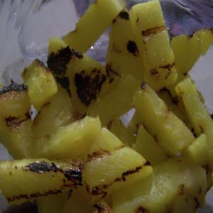 Zesty Grilled Citrus-Mint Pineapple_image