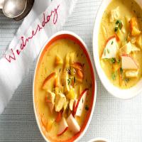 Chicken-and-Apple Curry Soup_image