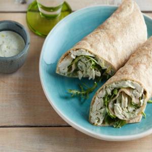 Rolled Chicken Sandwich with Arugula and Parsley Aioli_image