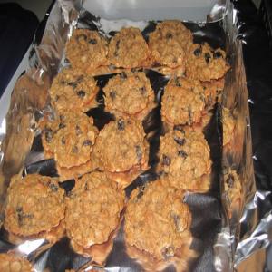 Oatmeal Raisin Cookies by Rose_image