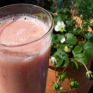 Apple, Banana, and Strawberry Froth_image