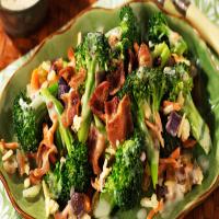 Broccoli & Cheddar Salad with Creamy Garlic Dressing_image