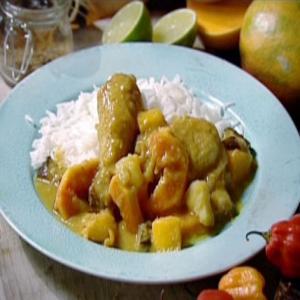 Martinique Coconut Chicken Curry image